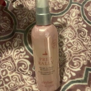 Drybar hair detangler